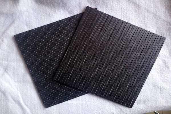 單糙面土工膜、雙糙面土工膜與柱點(diǎn)土工膜的區(qū)別概覽  第3張